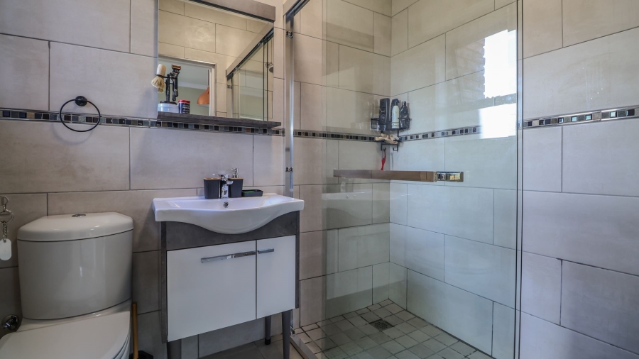 3 Bedroom Property for Sale in Kanonkop Western Cape